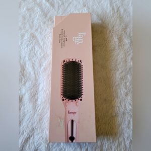 L'ange ceramic hairbrush straightener.